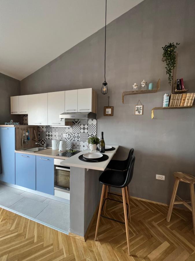 Apartman Maroon Ловран Экстерьер фото