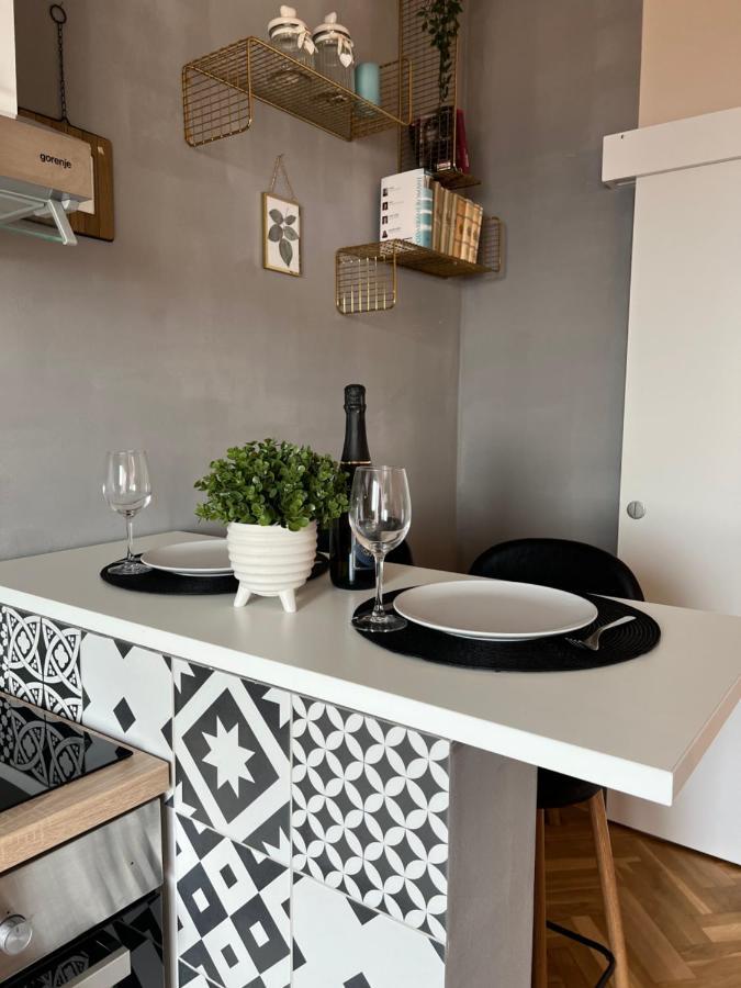 Apartman Maroon Ловран Экстерьер фото