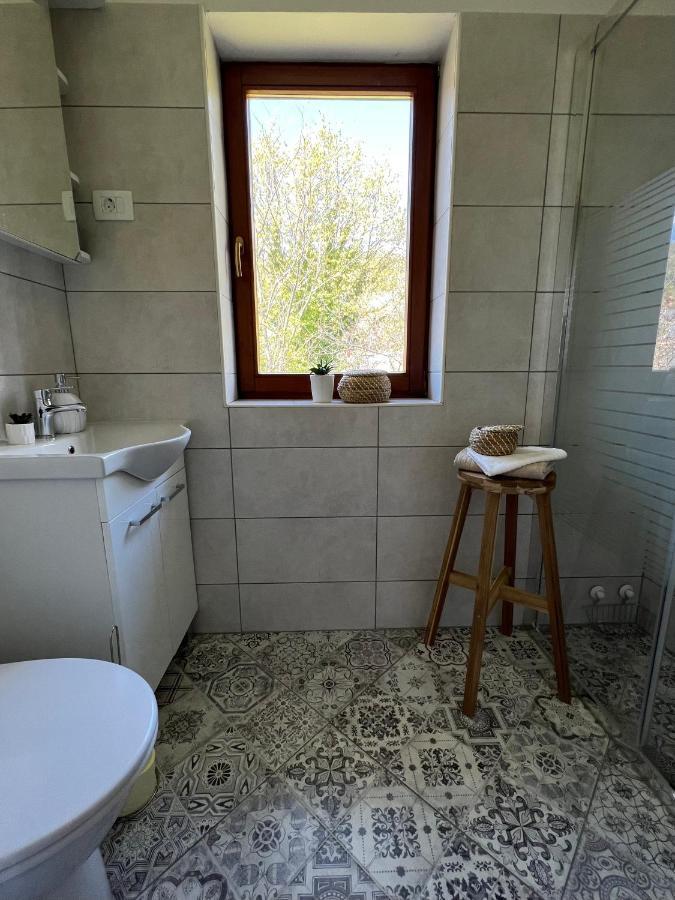 Apartman Maroon Ловран Экстерьер фото